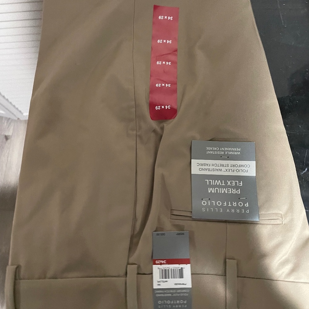 Perry Ellis Khaki pants new 34x29